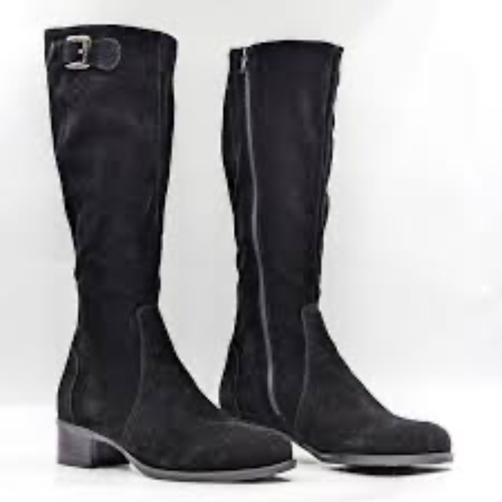 La Canadienne Waterproof Suede Knee-High Black Boots w Buckle, Size 7
